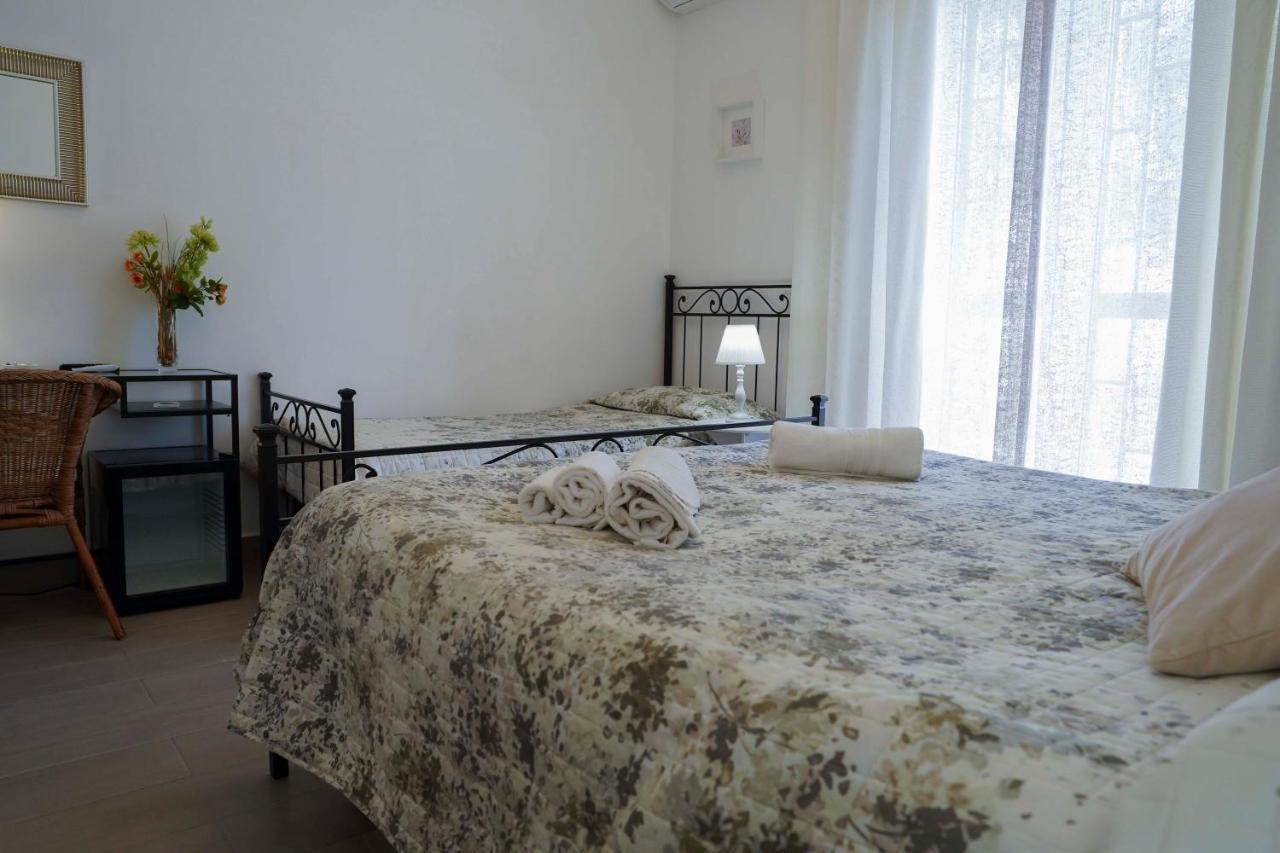 Anthea Bb Napoli Bed & Breakfast Bagian luar foto