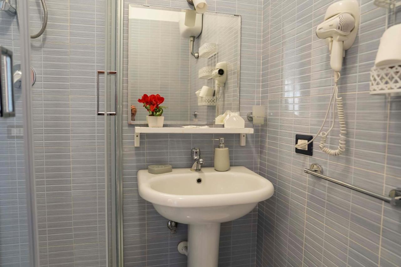 Anthea Bb Napoli Bed & Breakfast Bagian luar foto
