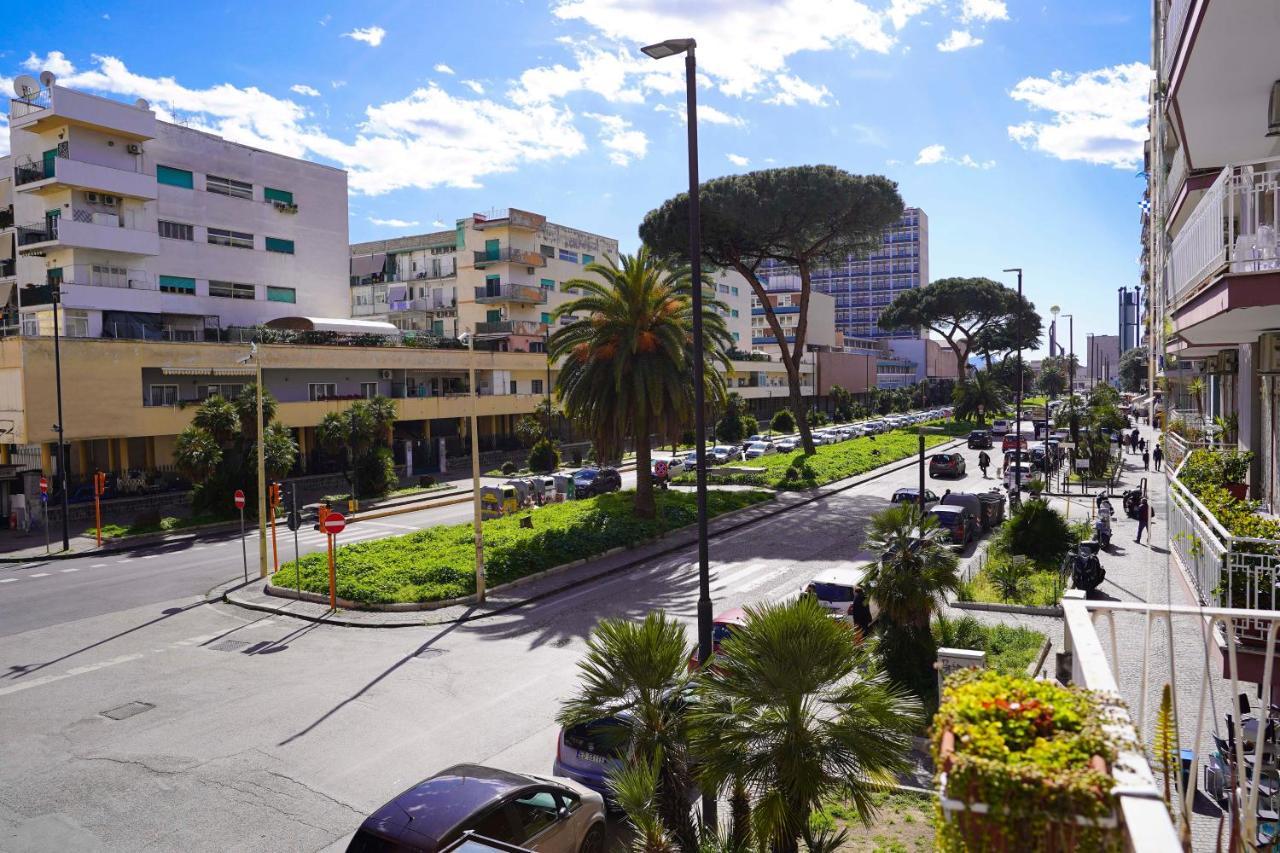 Anthea Bb Napoli Bed & Breakfast Bagian luar foto