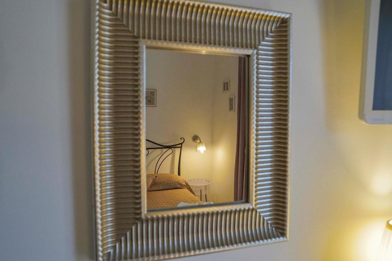 Anthea Bb Napoli Bed & Breakfast Bagian luar foto