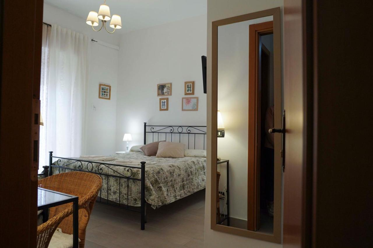 Anthea Bb Napoli Bed & Breakfast Bagian luar foto