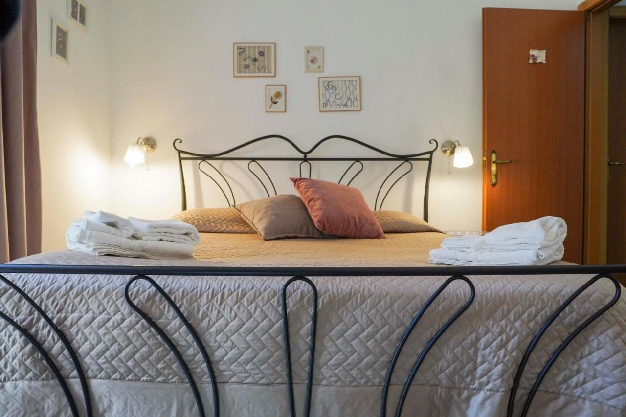 Anthea Bb Napoli Bed & Breakfast Bagian luar foto
