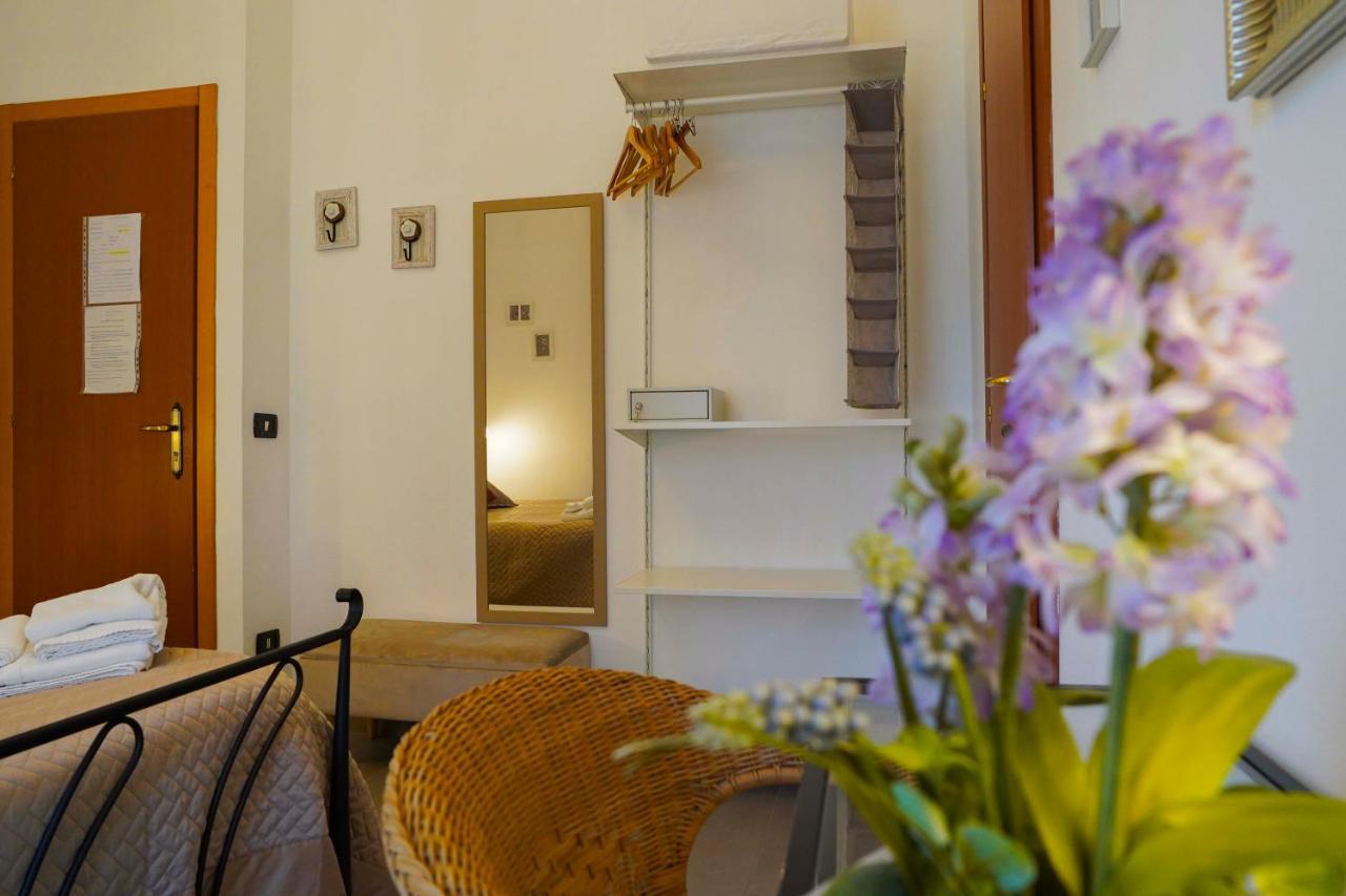 Anthea Bb Napoli Bed & Breakfast Bagian luar foto
