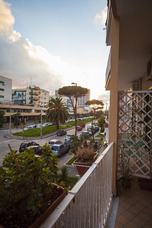Anthea Bb Napoli Bed & Breakfast Bagian luar foto