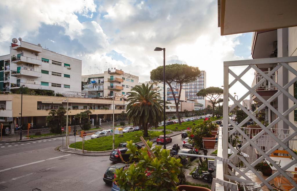 Anthea Bb Napoli Bed & Breakfast Bagian luar foto