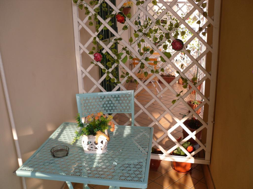 Anthea Bb Napoli Bed & Breakfast Bagian luar foto